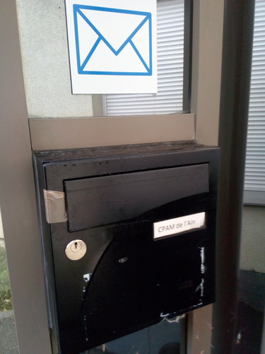 2020-06-12-CPAM-boite-aux-lettres 2020-06-12-CPAM-boite-aux-lettres